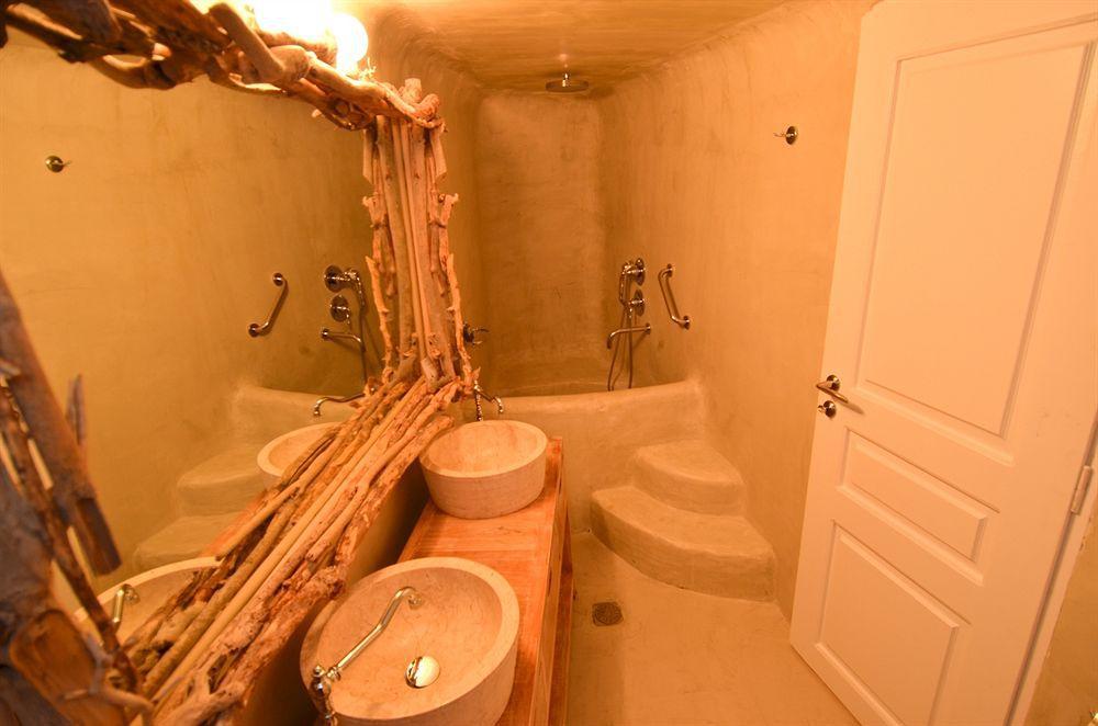 Hostel 16 Oia Bagian luar foto