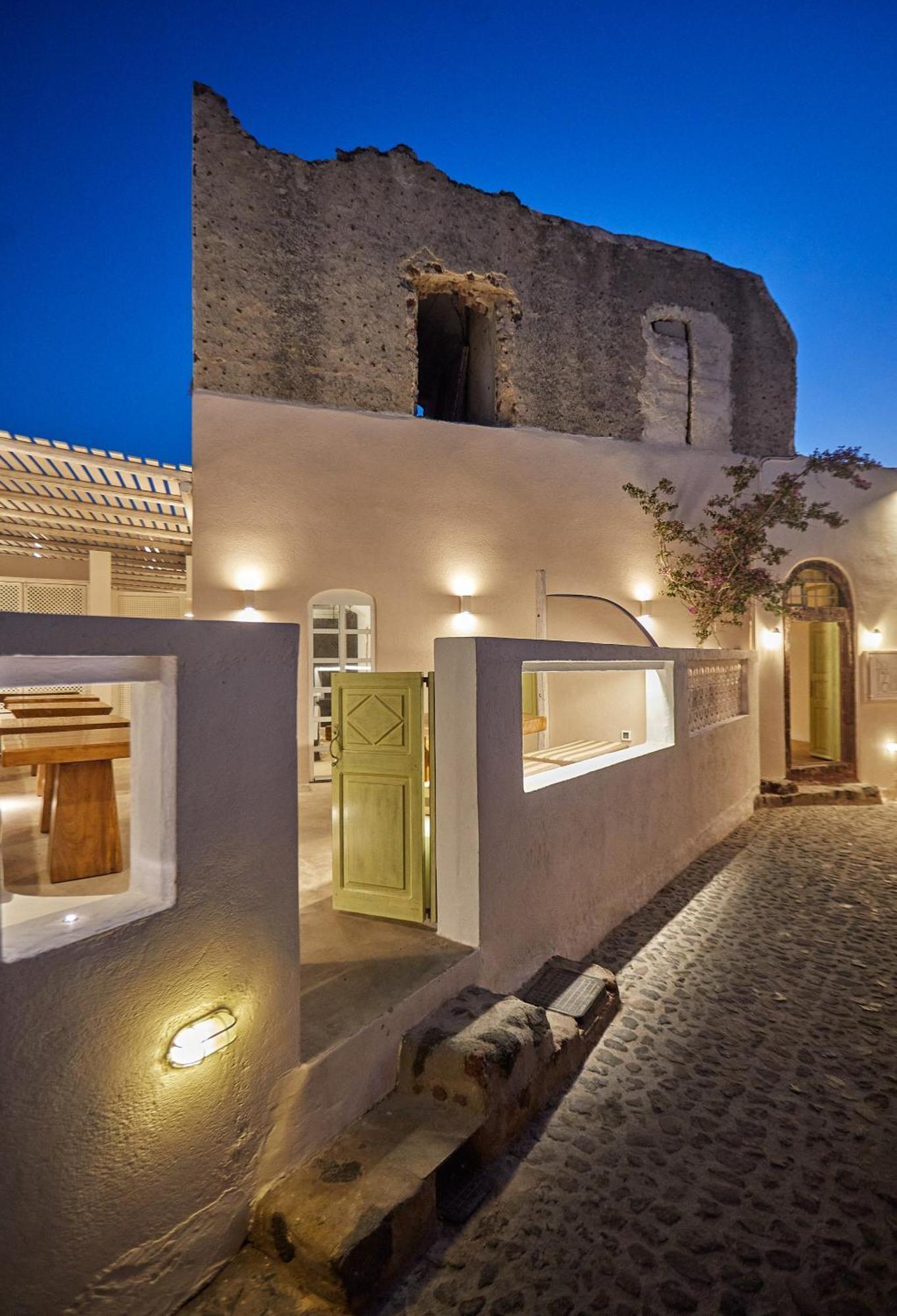 Hostel 16 Oia Bagian luar foto