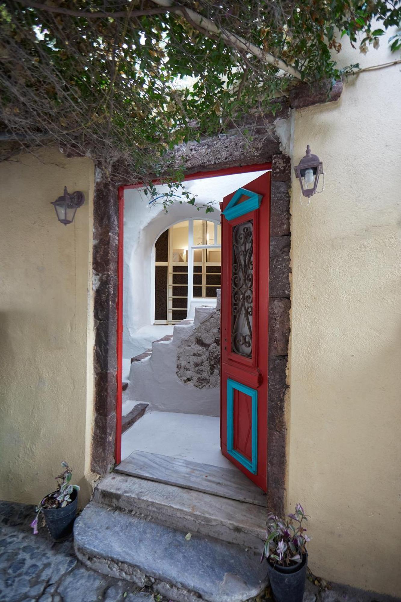 Hostel 16 Oia Bagian luar foto