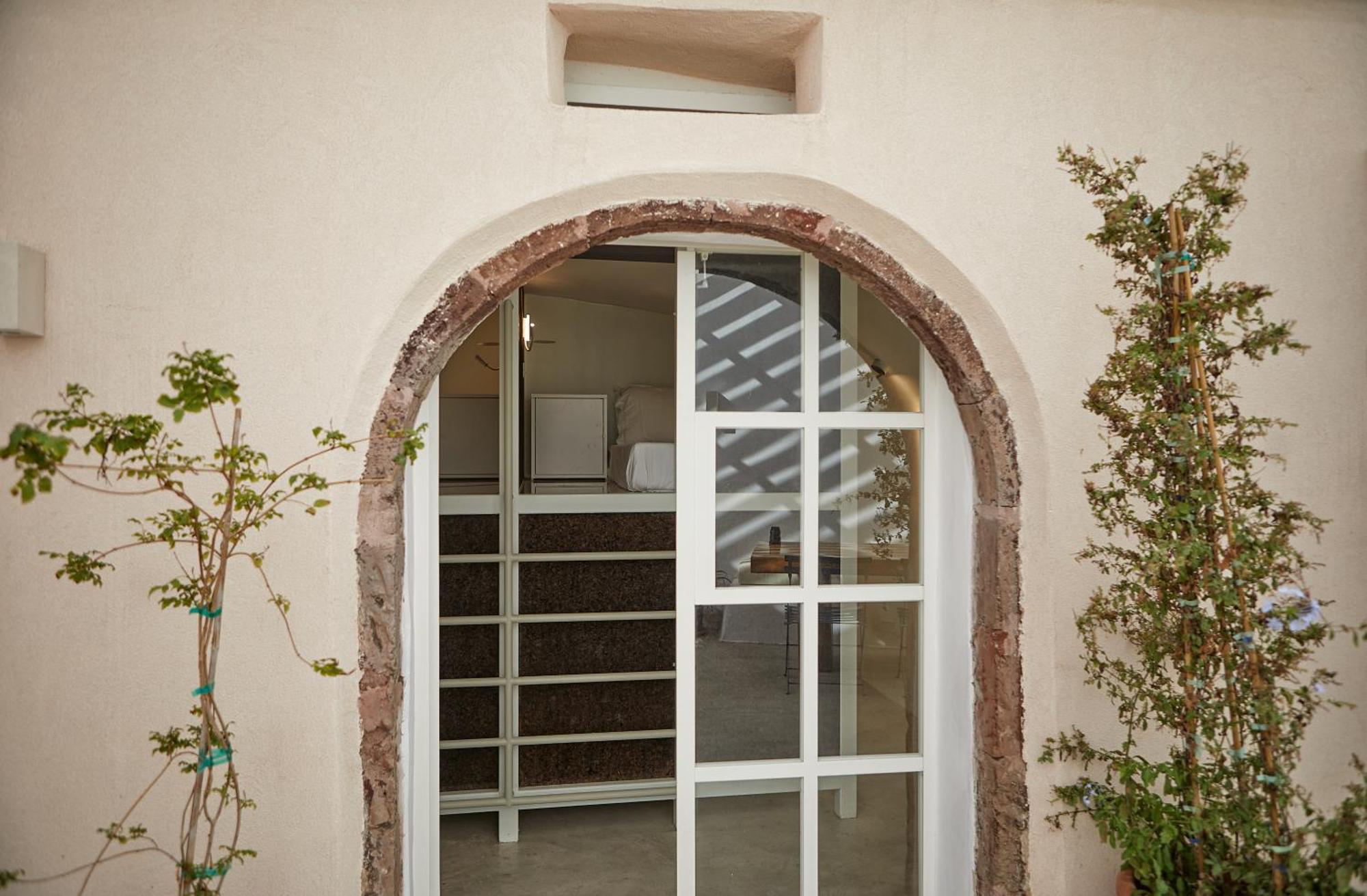 Hostel 16 Oia Bagian luar foto