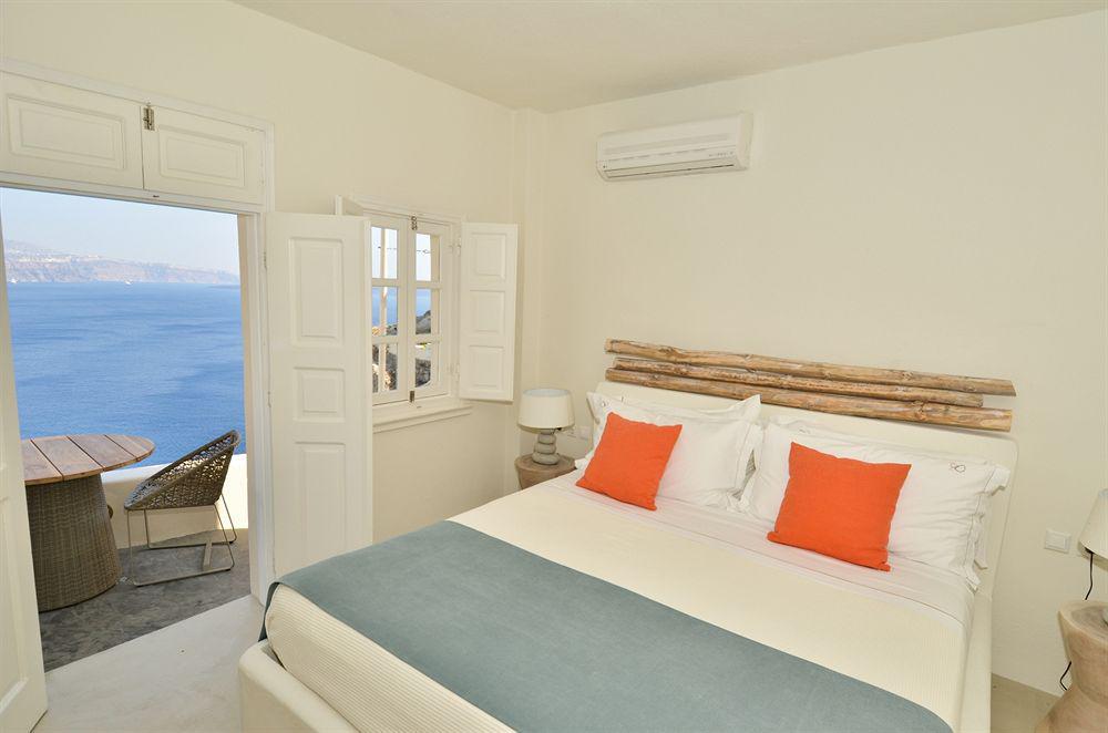 Hostel 16 Oia Bagian luar foto