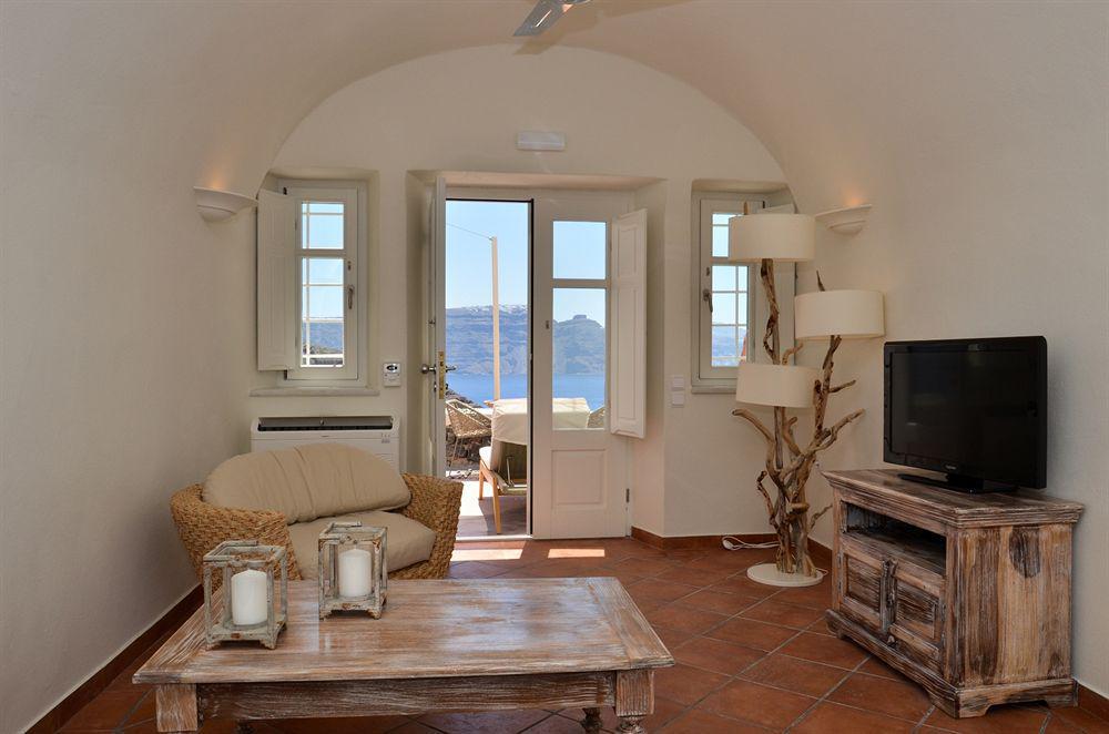 Hostel 16 Oia Bagian luar foto