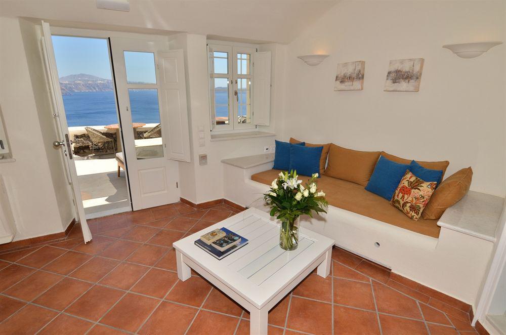 Hostel 16 Oia Bagian luar foto